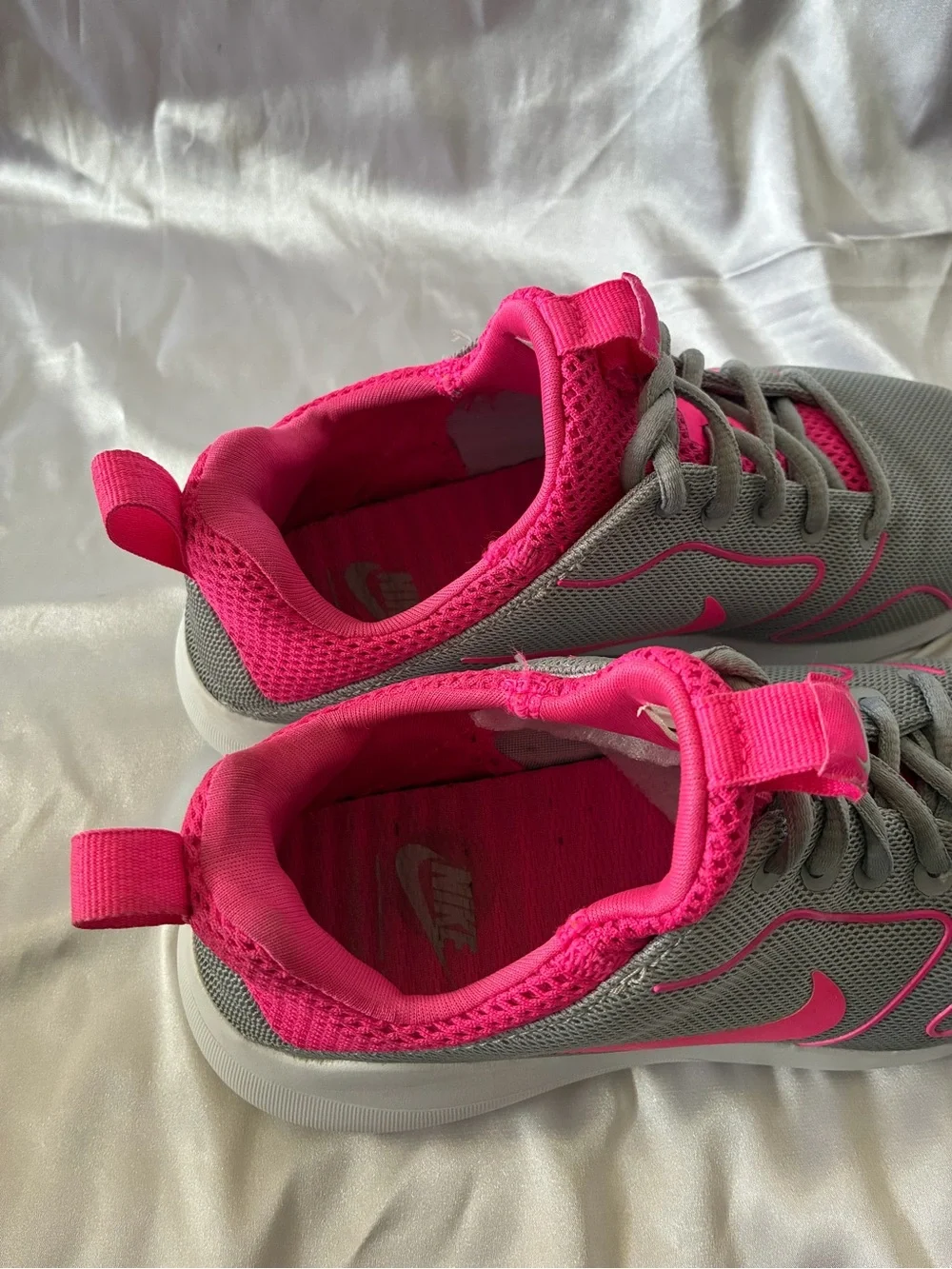 Nike Kaishi 2.0 Grey Pink White Sneakers Shoes 833666-051 Women’s 8.5